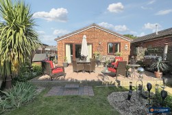 Ferndale Close, Nuneaton, CV11 6AQ