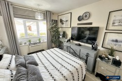 Ferndale Close, Nuneaton, CV11 6AQ
