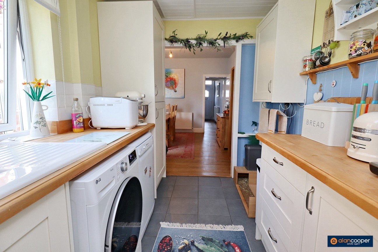 Tomkinson Road, Stockingford, Nuneaton, CV10 8BN