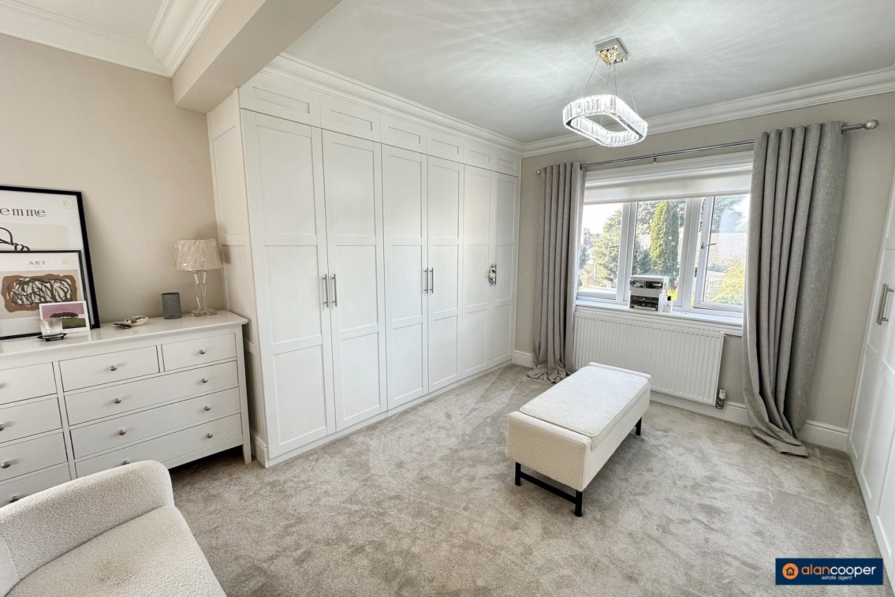 Lutterworth Road, Nuneaton, CV11 6QA
