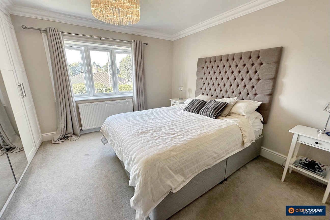 Lutterworth Road, Nuneaton, CV11 6QA