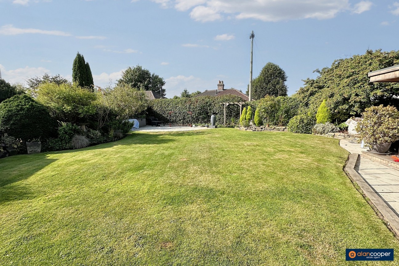 Lutterworth Road, Nuneaton, CV11 6QA