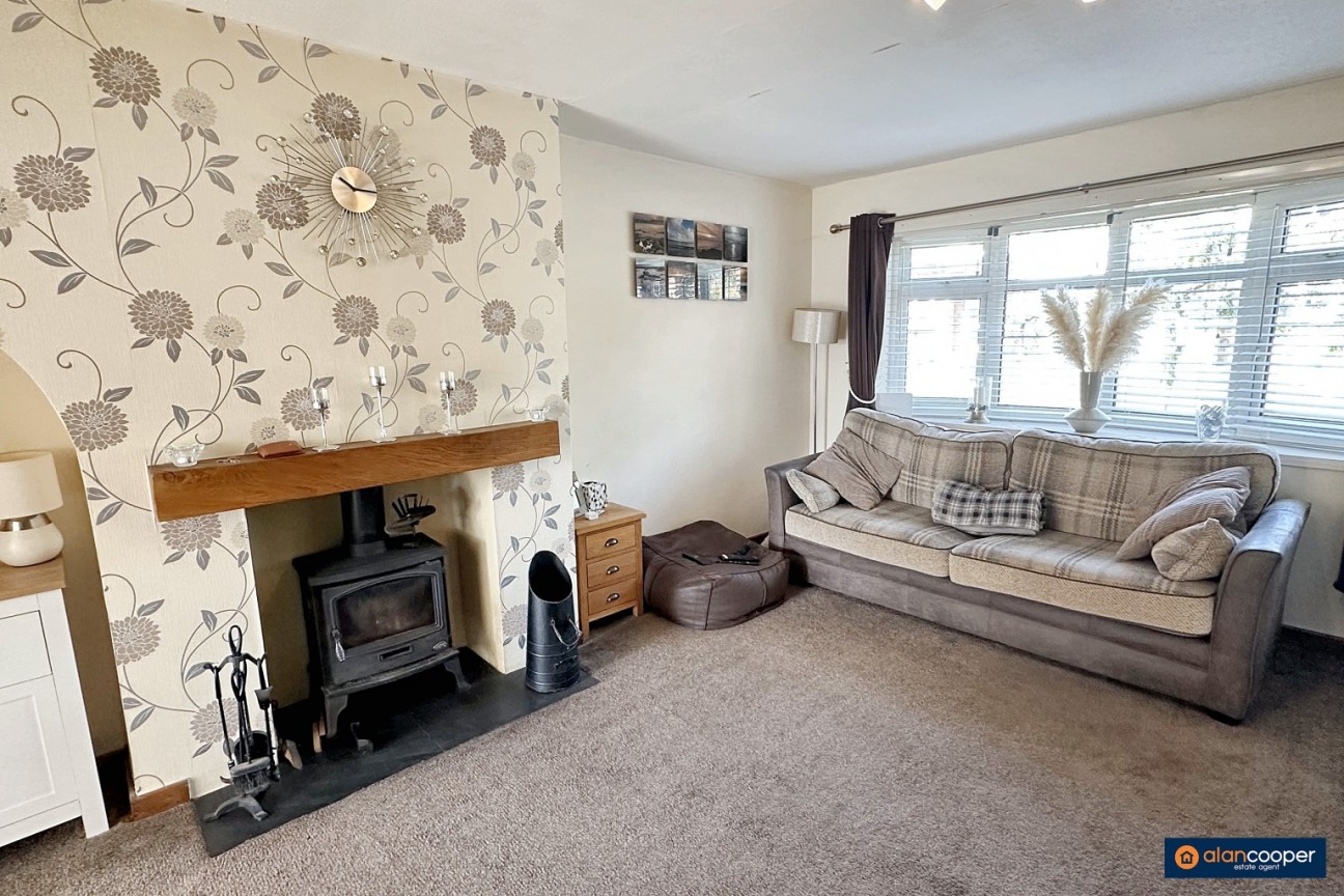 Rutland Avenue, Stockingford, Nuneaton, CV10 8EG
