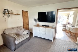 Rutland Avenue, Stockingford, Nuneaton, CV10 8EG