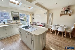 Rutland Avenue, Stockingford, Nuneaton, CV10 8EG