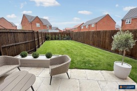 Ombersley Drive, Lockley Gardens, Nuneaton, CV11 6WQ