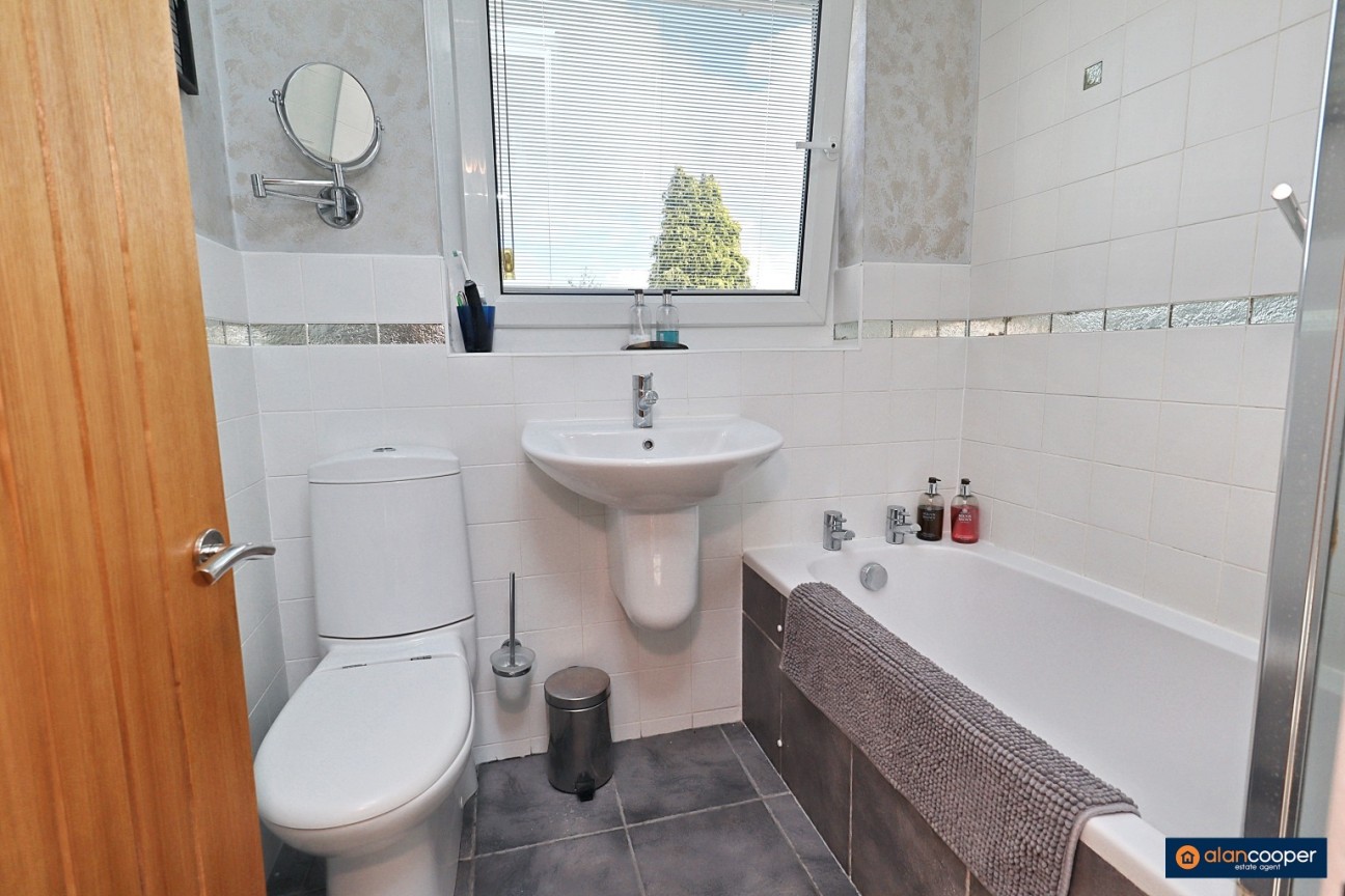 Greenmoor Road, Nuneaton, CV10 7EL