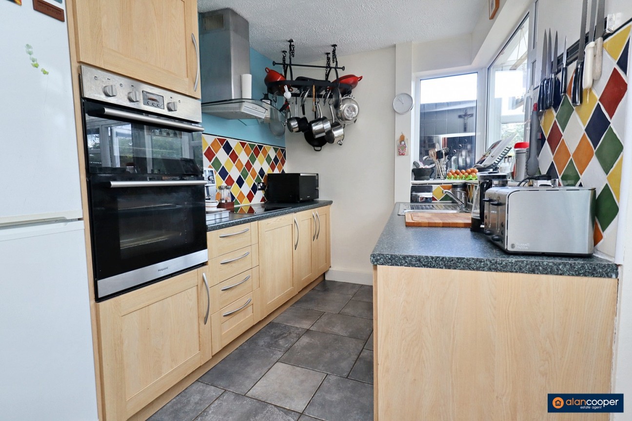 Greenmoor Road, Nuneaton, CV10 7EL