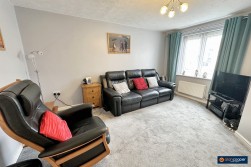 Upton Drive, Maple Park, Nuneaton, CV11 4GF