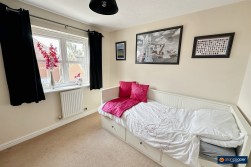 Upton Drive, Maple Park, Nuneaton, CV11 4GF