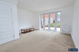 Queen Elizabeth Road, Nuneaton, CV10 9GS