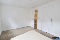 Queen Elizabeth Road, Nuneaton, CV10 9GS
