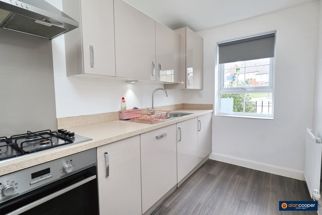 Queen Elizabeth Road, Nuneaton, CV10 9GS