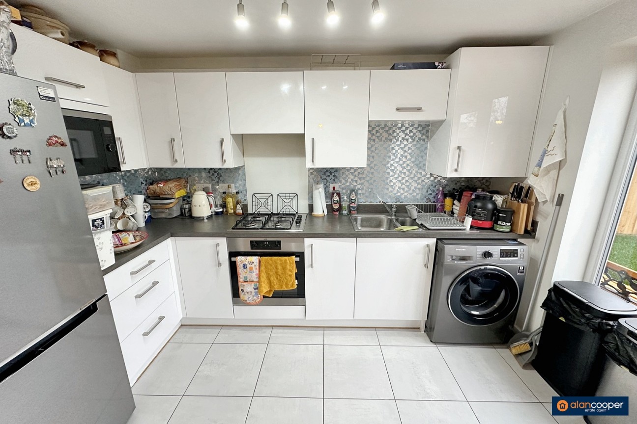 Melly Close, Church Fields, Weddington, Nuneaton, CV10 0GG