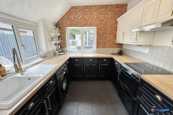 Wheat Street, Nuneaton, CV11 4BH