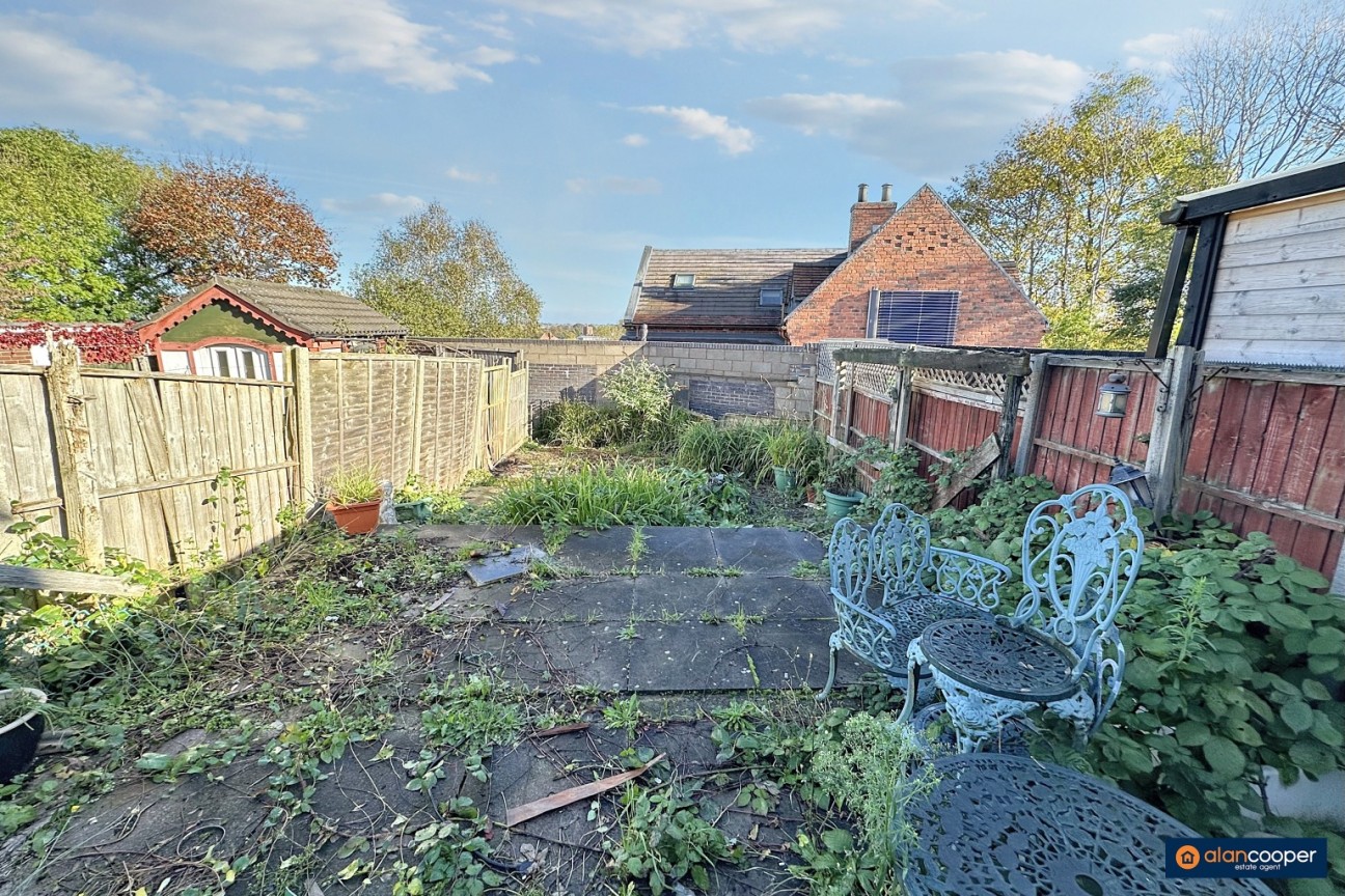 College Street, Nuneaton, CV10 7BG