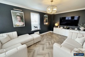 Sundial Way, St James Gate, Weddington, Nuneaton, CV10 0FU