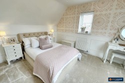 Sundial Way, St James Gate, Weddington, Nuneaton, CV10 0FU
