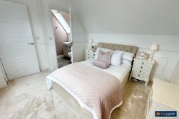 Sundial Way, St James Gate, Weddington, Nuneaton, CV10 0FU