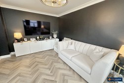 Sundial Way, St James Gate, Weddington, Nuneaton, CV10 0FU