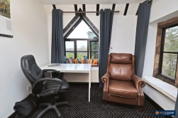 Weston Hall Stables, Mill Lane, Bulkington, CV12 9RU