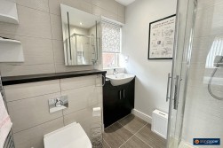 Ryton Gardens, Bulkington, CV12 9LD