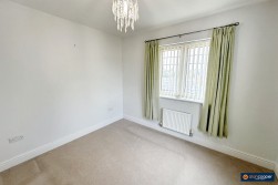 Ryton Gardens, Bulkington, CV12 9LD