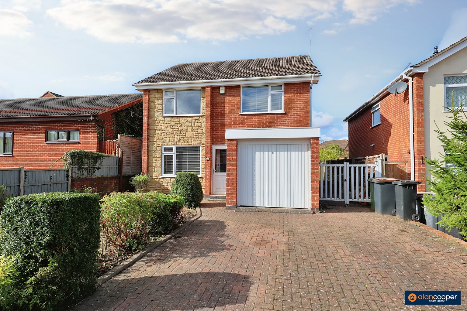 Hathaway Drive, Whitestone, Nuneaton, CV11 6NU