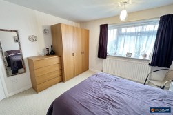 Henley Close, St Nicolas Park, Nuneaton, CV11 6HF