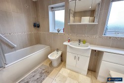 Henley Close, St Nicolas Park, Nuneaton, CV11 6HF