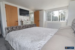 Coventry Road, Nuneaton, CV10 7AA