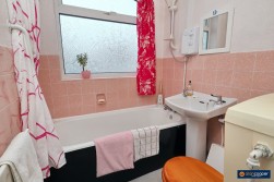 Ryde Avenue, Weddington, Nuneaton, CV10 0BW