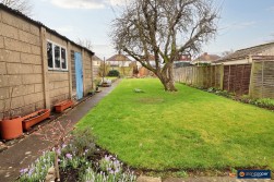 Ryde Avenue, Weddington, Nuneaton, CV10 0BW
