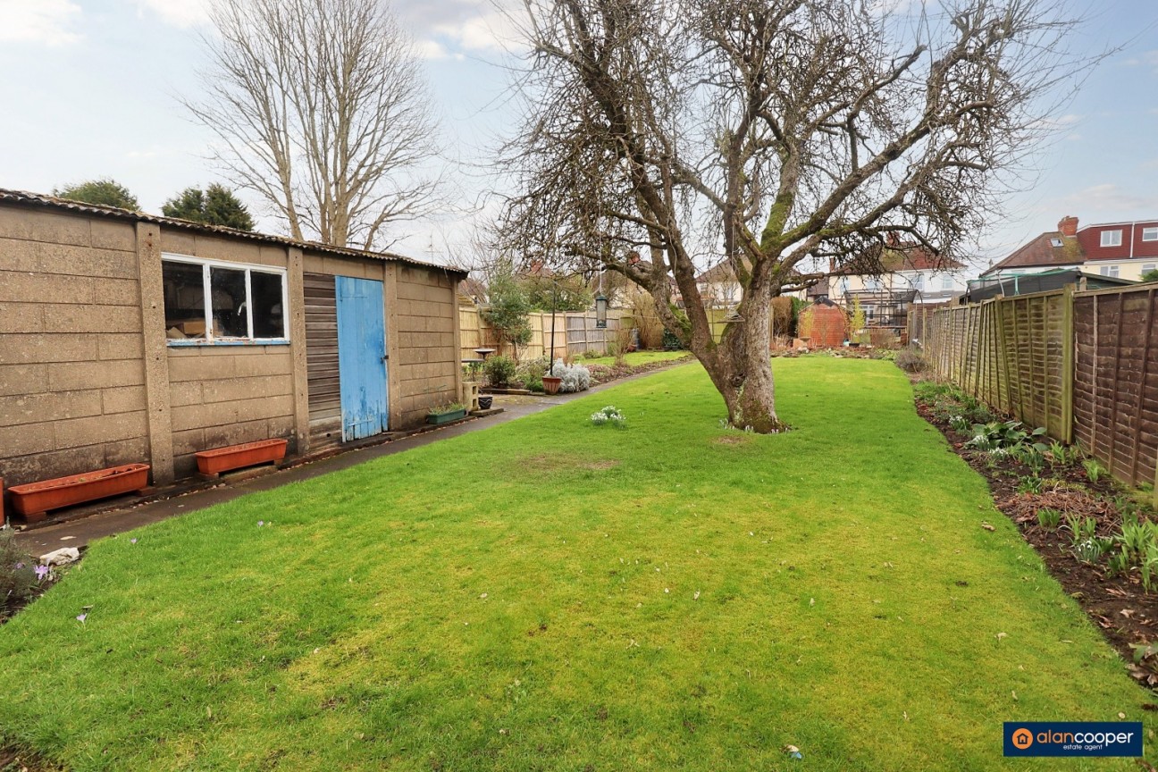 Ryde Avenue, Weddington, Nuneaton, CV10 0BW