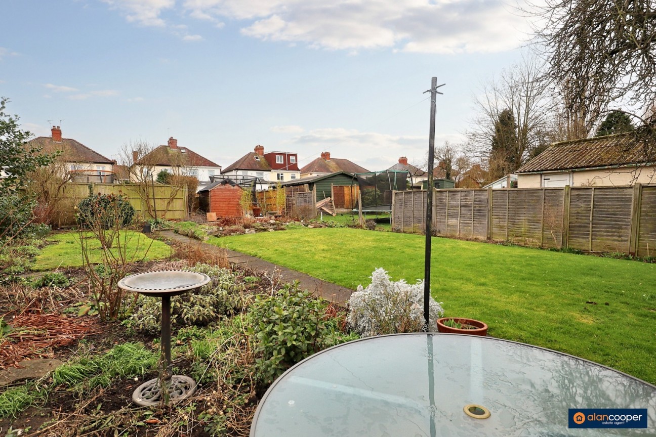 Ryde Avenue, Weddington, Nuneaton, CV10 0BW