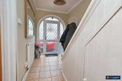 Oakdene Crescent, Weddington, Nuneaton, CV10 0DX