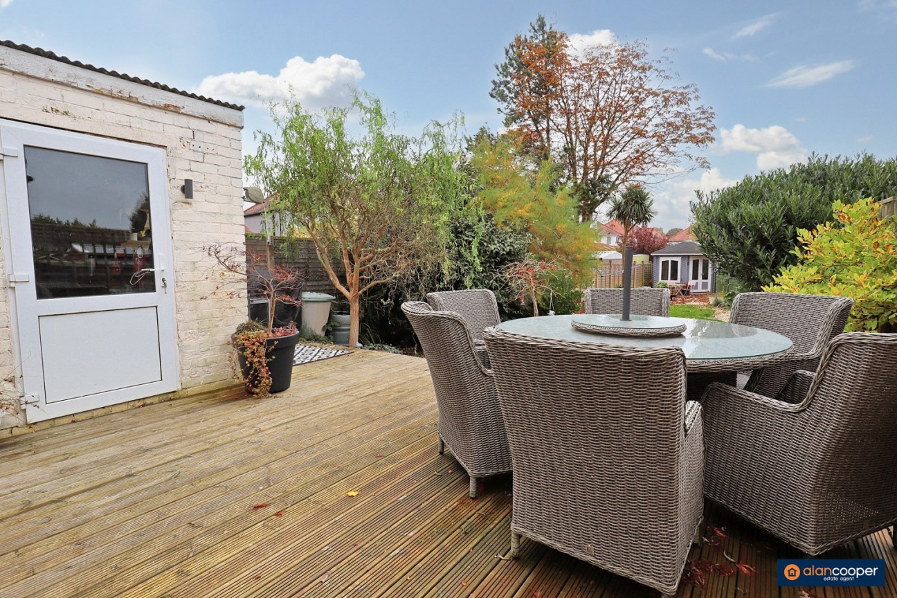 Oakdene Crescent, Weddington, Nuneaton, CV10 0DX