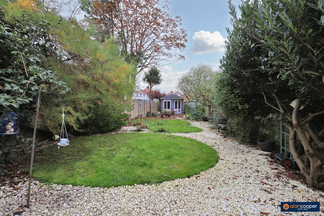 Oakdene Crescent, Weddington, Nuneaton, CV10 0DX