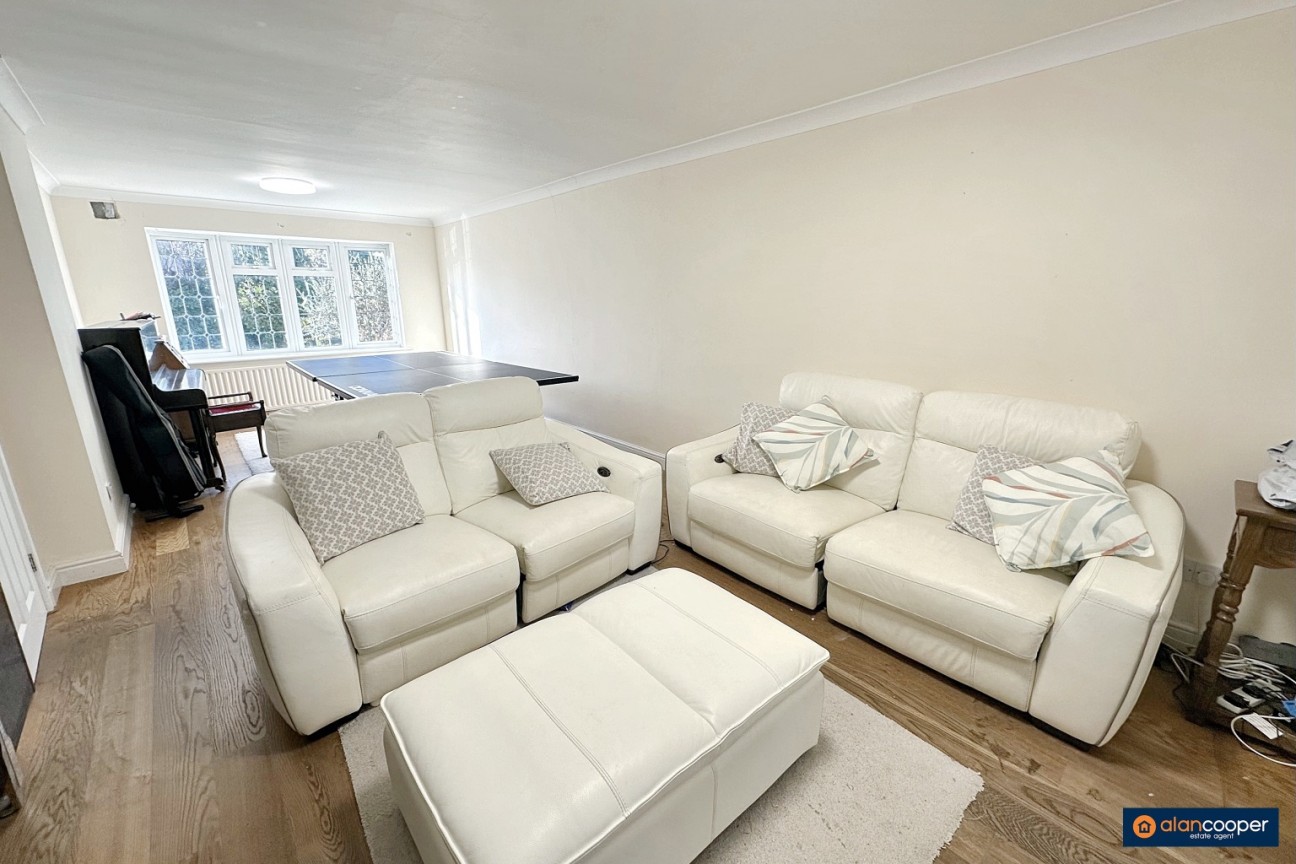 Penzance Way, Horeston Grange, Nuneaton, CV11 6FW