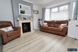 Hollystitches Road, Nuneaton, CV10 9QB