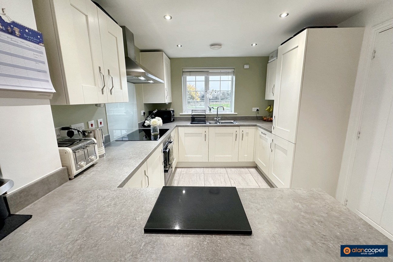 Barleyfield Road, Weddington, Nuneaton, CV10 0FP