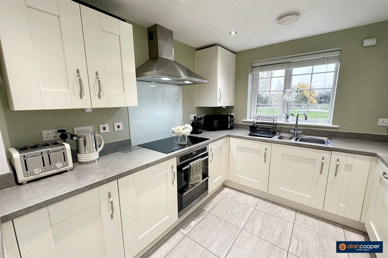 Barleyfield Road, Weddington, Nuneaton, CV10 0FP