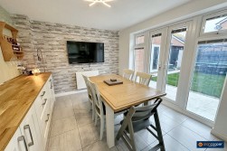 Barleyfield Road, Weddington, Nuneaton, CV10 0FP
