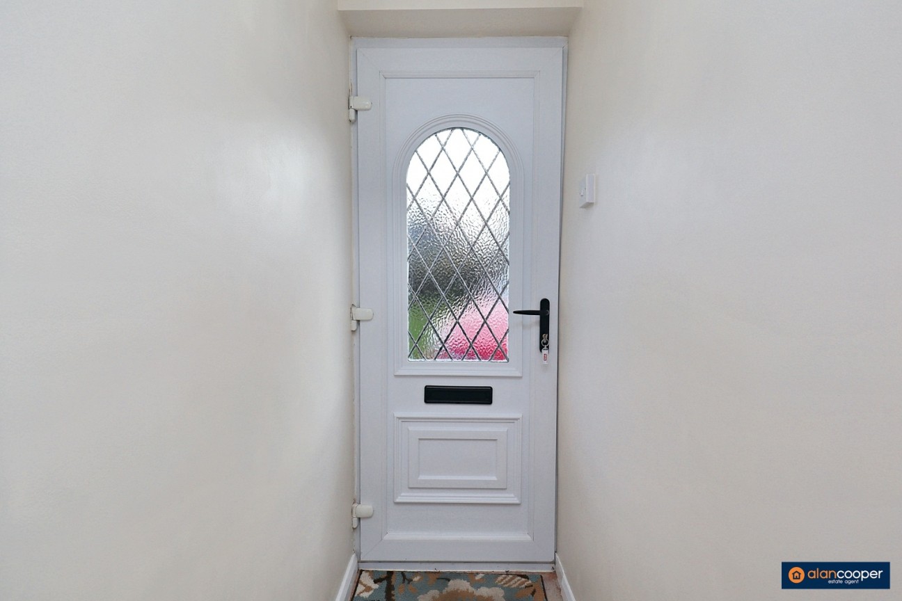 Golf Drive, Whitestone, Nuneaton, CV11 6LY