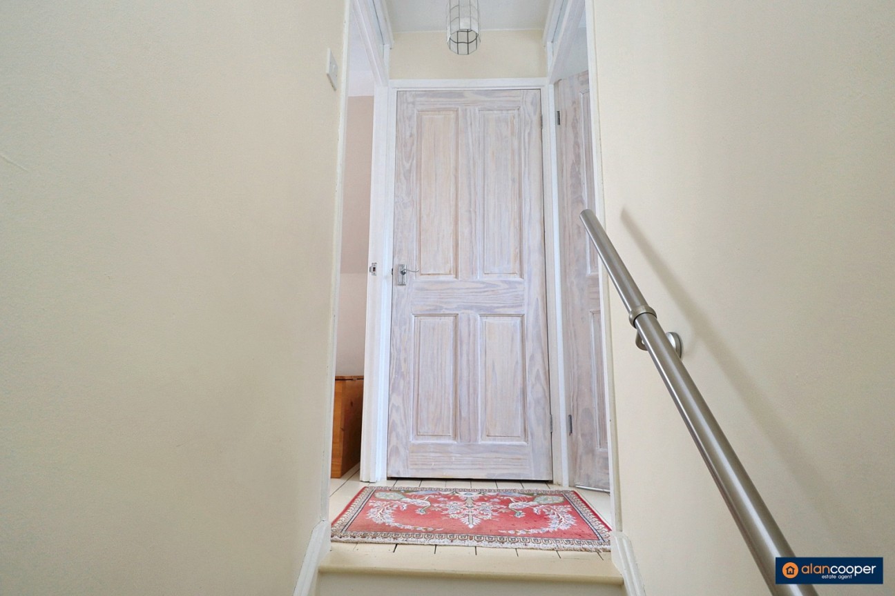 Golf Drive, Whitestone, Nuneaton, CV11 6LY