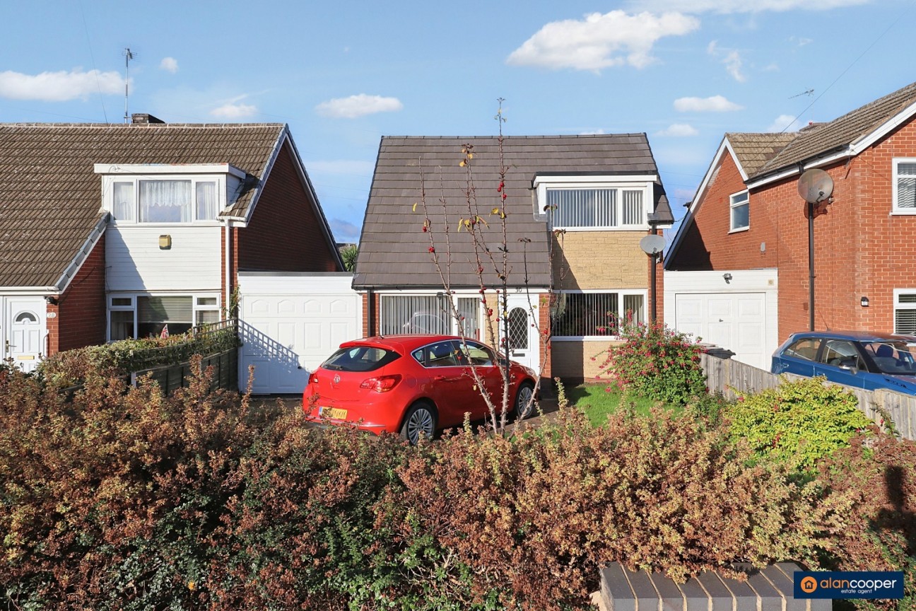 Golf Drive, Whitestone, Nuneaton, CV11 6LY