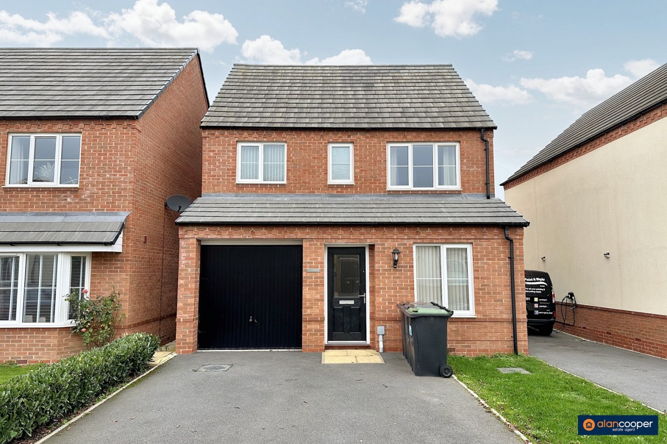 Granary Yard, Weddington, Nuneaton, CV10 0FN