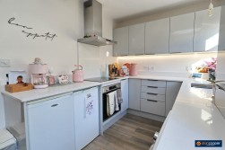 Aston Road, Abbey Green, Nuneaton, CV11 5EL