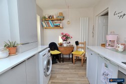 Aston Road, Abbey Green, Nuneaton, CV11 5EL