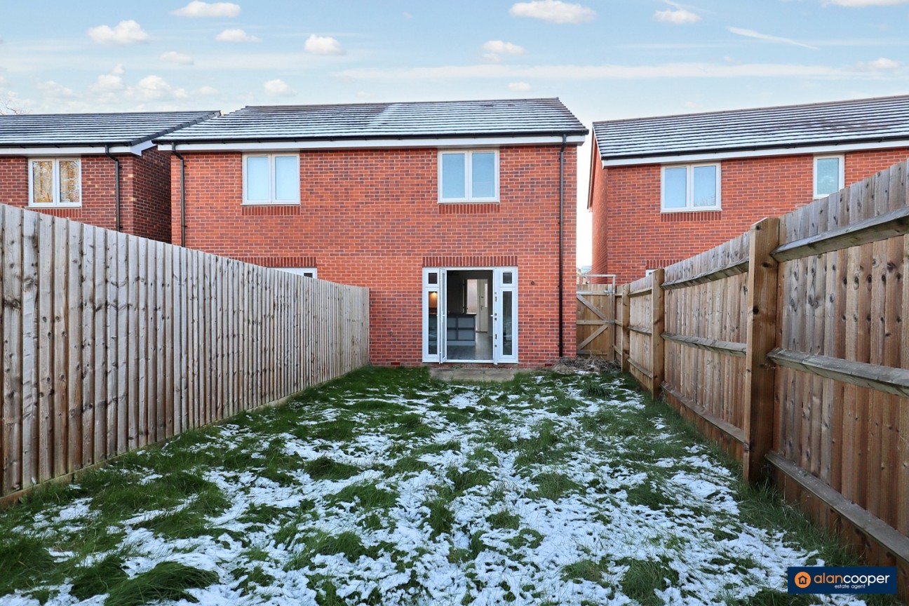 Dunlow Close, Galley Common, Nuneaton, CV10 9TW